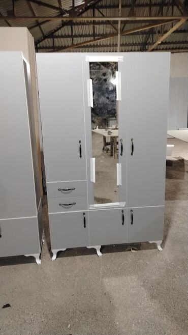 Dolablar: Yeni, Açılan, 3 qapılı Düz dolab, Şifonyer, Rusiya — 2