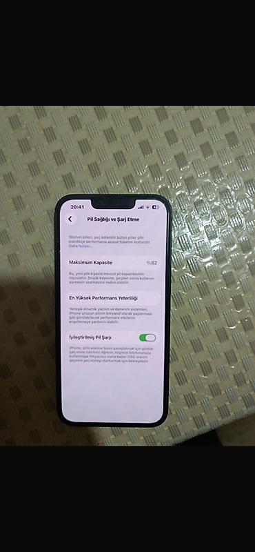 i̇phone 17 pro max: IPhone 13, Qara, Simsiz şarj — 4