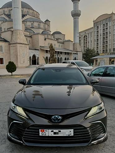 5: Toyota Camry: 2022 г., 2.5 л, Вариатор, Гибрид, Седан — 4