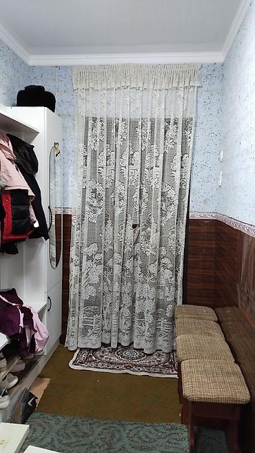 Продажа коттеджей и домов: Дом из пяти комнат имеется хоз постройки сарай на 10 голов, два — 11