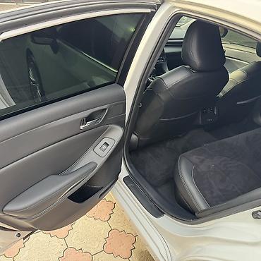 Toyota: Toyota Avalon: 2022 г., 2.5 л, Гибрид — 18