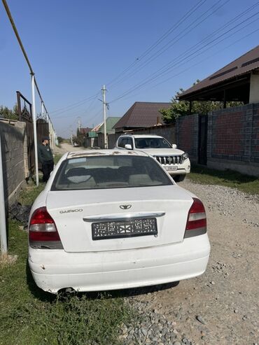 шины на форанер: Daewoo Nubira: 1999 г., 1.5 л, Механика