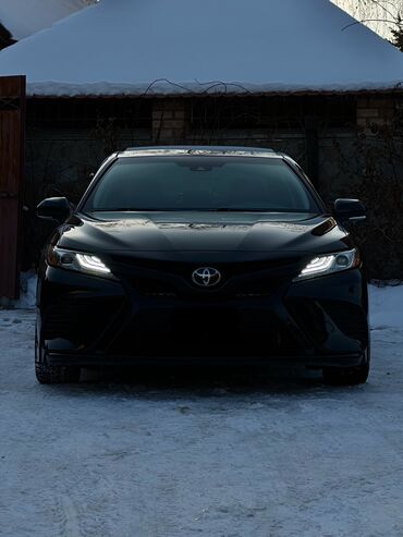 свет чёрный: Toyota Camry: 2018 г., 2.5 л, Типтроник, Бензин, Седан