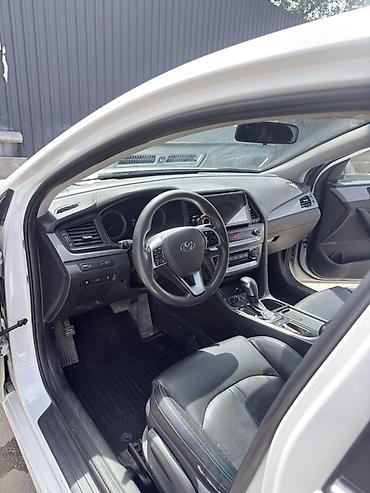Hyundai: Hyundai Sonata: 2018 г., 2 л, Автомат, Газ, Седан — 3