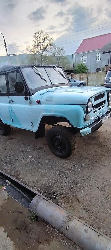 kia ceed 2010 universal: Klassik UAZ yolsuzluq avtomobili təqdim olunur. Avtomobil açıq mavi — 1