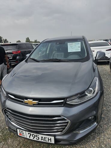 шевроле трекер 2024 цена бишкек: Chevrolet (серый металлик), компактный кроссовер/универсал. Кузов и