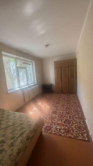 ош продажа квартира: 3 бөлмө, 58 кв. м, 104-серия, 1 кабат, Эски ремонт