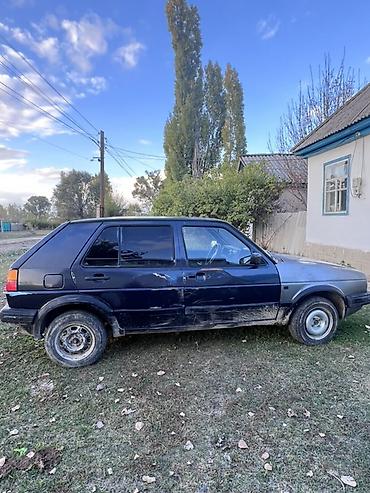 Унаа: Volkswagen Golf: 1990 г., 1.6 л, Кол менен иштөөчү, Бензин, Хетчбек — 3