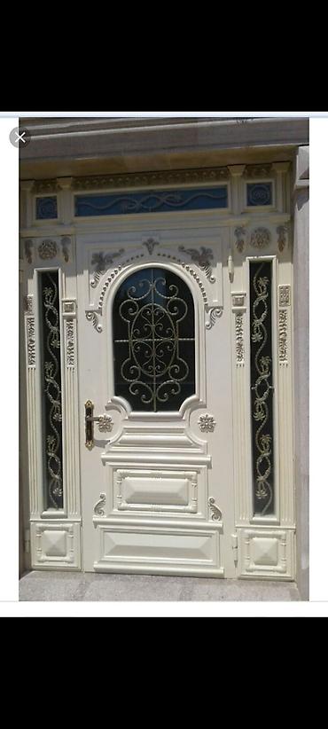 Giriş qapıları: Dekorativ və təhlükəsiz giriş qapıları - Material: qalın metal — 9