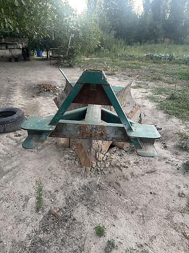 кун трактора: Отвал‑лопата для трактора (навесное оборудование) - Тип — 2