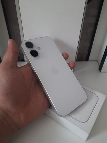 мобильные телефоны новый: IPhone 16, Колдонулган, 128 ГБ, White Titanium, Кабель, Куту, 100 %