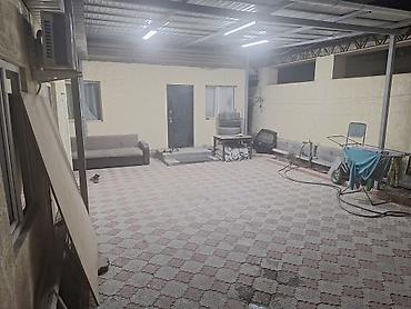 Продажа коттеджей и домов: Предлагается дом, оснащенный козырьком для защиты от солнца и осадков — 24