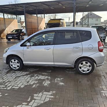 Honda: Honda Fit: 2002 г., 1.3 л, Автомат, Бензин, Хэтчбэк — 4