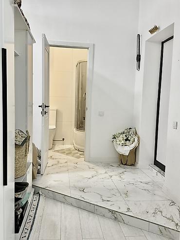 Продажа квартир: 3 комнаты, 56 м², 1 этаж — 26