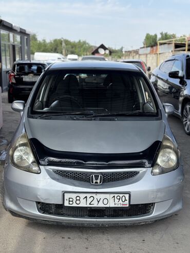 срочно продать машину: Honda Fit: 2002 г., 1.3 л, Вариатор, Бензин, Хетчбек