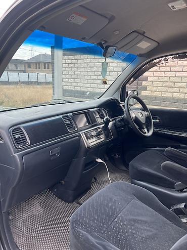 гур на степ: Honda Stepwgn: 2003 г., 2 л, Автомат, Бензин, Минивэн — 9