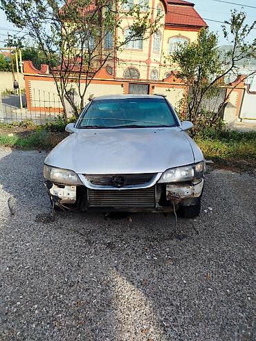 opel vektra a: Opel Matoru. Karopkası. Sürrətlər ü Qutusu problemsiz. Ehtiyyat — 8