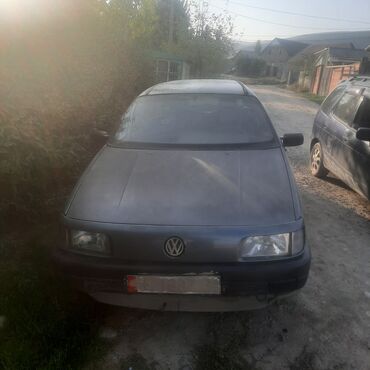 сидения на гольф: Volkswagen Passat: 1989 г., 1.6 л, Механика, Бензин, Универсал