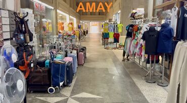 Mağazalar: WhatsApp la əlaqə saxlayın Mağaza 90 KV.M əla işlək yerdə kirayə — 2