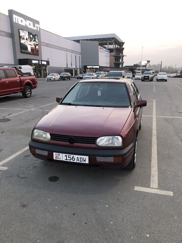 купить кофр на скутер: Volkswagen Golf: 1993 г., 1.8 л, Механика, Бензин, Хэтчбэк