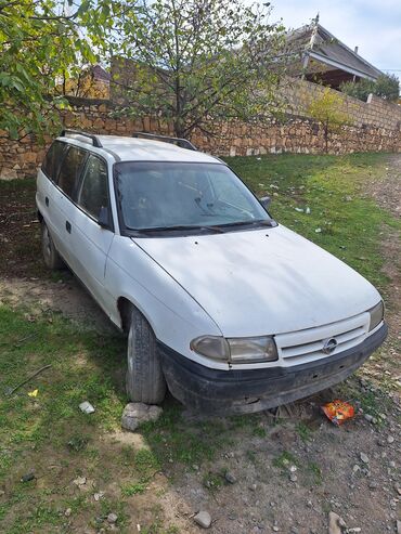 опель аскона запчасти: Opel Astra: 1.7 l | 1996 il 2 km Universal lalafo.az -da опель аскона запчасти: Opel Astra: 1.7 l | 1996 il 2 km Universal
