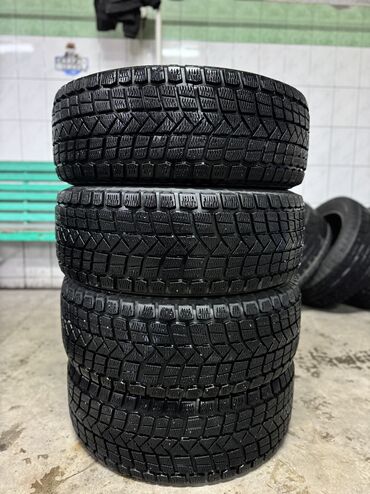 Шины: Шины 265 / 60 / R 18, Зима, Б/у, Комплект, Китай, Maxxis