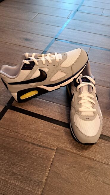 mackbook air: Продаются новые оригинальные кроссовки Nike Air Max Ivo из США