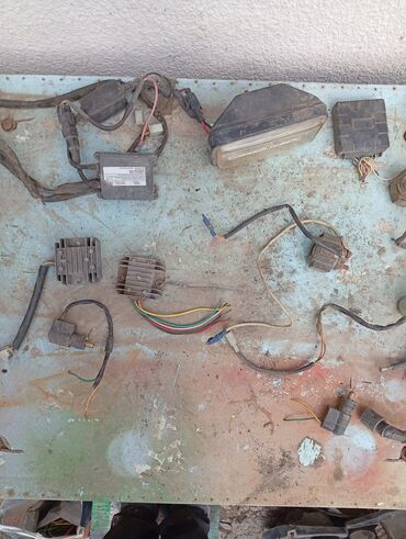 Скутеры: Тип скутера 150 куб. см, Бензин, Б/у — 12