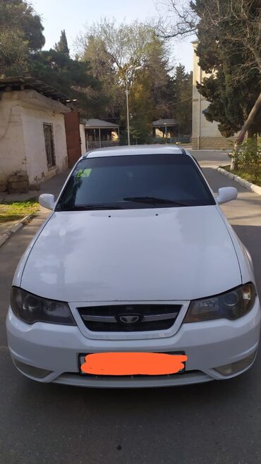 daewoo nexia arenda: Daewoo Nexia: 1.5 l. | 2009 il | Sedan