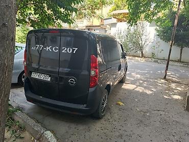 accent 2013: Opel Combo: 1.3 l | 2013 il 220000 km Van body type — 1