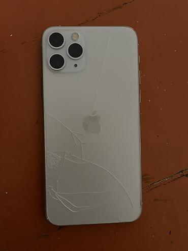 iphone 13pri: IPhone 11 Pro, Б/у, 256 ГБ, Серебристый, Зарядное устройство, Чехол, 68 % — 2