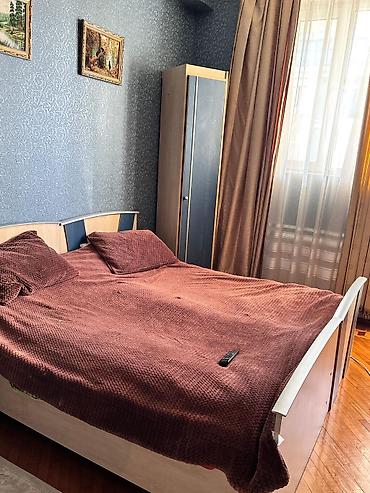 qoşa carpayı: Yataq otağı mebel dəsti Komplekt tərkibi: - İki nəfərlik çarpayı — 4