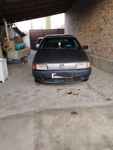 Volkswagen: Volkswagen Passat: 1991 г., 2 л, Механика, Бензин, Универсал