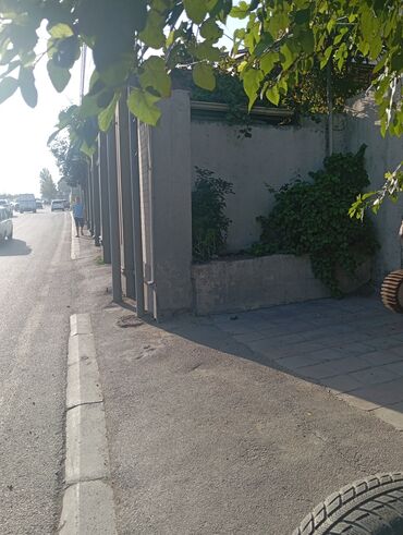 Kirayə evlər: Salam, Ev 2 otağ mətbəx dəhliz hərşey qaydasında orta remontlu