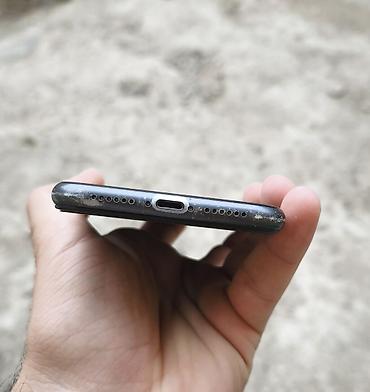 iphone 8 case: IPhone 11, 128 GB, Qara, Face ID — 6