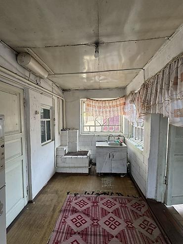 теплый дом: Сдается дом со своим участком.3 комнаты с отдельной кухней Душ, туалет — 1