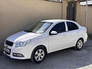 Транспорт: Chevrolet Aveo: 2021 г., 1.5 л, Механика, Бензин, Седан — 1
