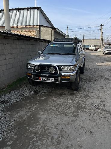 Транспорт: Nissan Terrano: 1998 г., 3.3 л, Автомат, Газ, Внедорожник — 4
