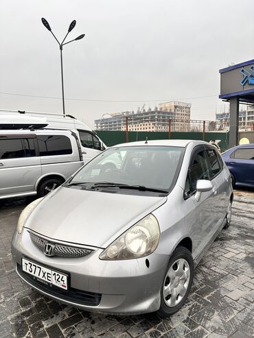 Honda: Honda Fit: 2001 г., 1.3 л, Автомат, Бензин