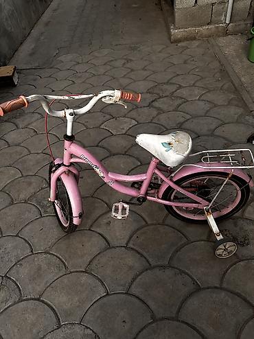Детский велосипед, 2-колесный, 4 - 6 лет, Для девочки, Б/у