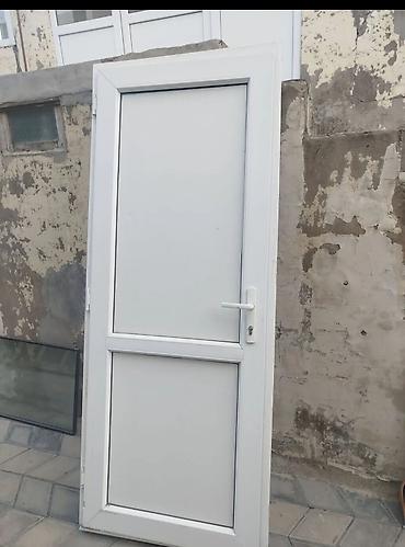setka qapi: Ağ rəngli PVC giriş/qapı yarpağı plastik qapı və pəncərə var istəyən — 1