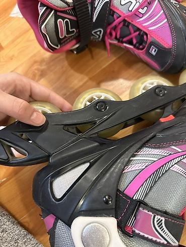 Roliklər: FILA J-One inline konkilər - Brend/model: FILA J-One - Növ: İnline (4 — 7