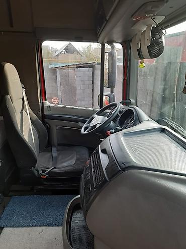 Тягачи: Тягач, DAF, 2012 г., Тентованный — 9