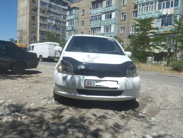 Toyota: Toyota Vitz: 2000 г., 1.3 л, Автомат, Бензин
