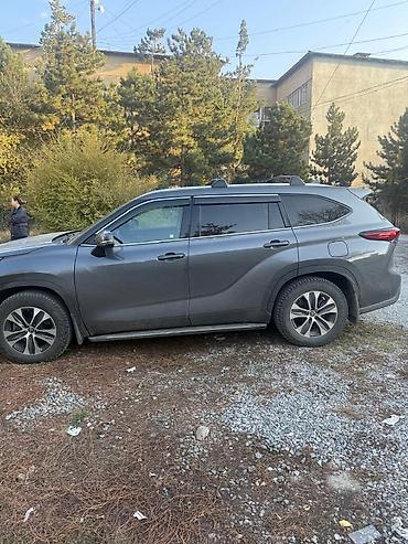 Toyota: Toyota Highlander: 2021 г., 3.5 л, Автомат, Бензин, Внедорожник at lalafo.kg — 3 Toyota: Toyota Highlander: 2021 г., 3.5 л, Автомат, Бензин, Внедорожник — 3