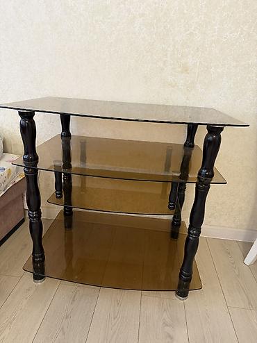 study table: Стильный столик с тонированным стеклом и красивыми деревянными — 2