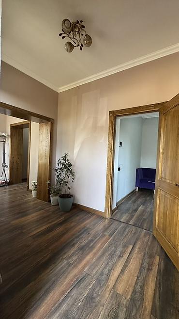 Продажа коттеджей и домов: 6 комнат и более, 171 м², 3 соток, Бишкек, Рабочий Городок at lalafo.kg — 16 Продажа коттеджей и домов: 6 комнат и более, 171 м², 3 соток, Бишкек, Рабочий Городок — 16