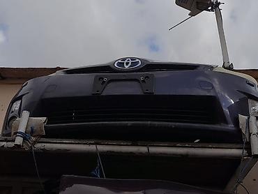 pirus bufer: Toyota PRIUS 30, 2010 il, Yaponiya, Ünvandan götürmə — 1