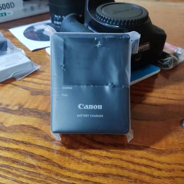 Фотоаппараты: Новый фотоаппарат канон D600 . Объектив 18-135 мм is at lalafo.kg — 2 Фотоаппараты: Новый фотоаппарат канон D600 . Объектив 18-135 мм is — 2