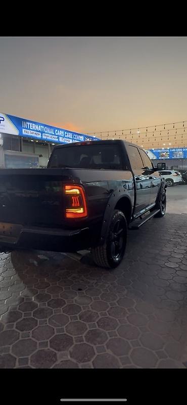 Dodge: Dodge Ram 1500: 2022 г., Бензин, Пикап — 16